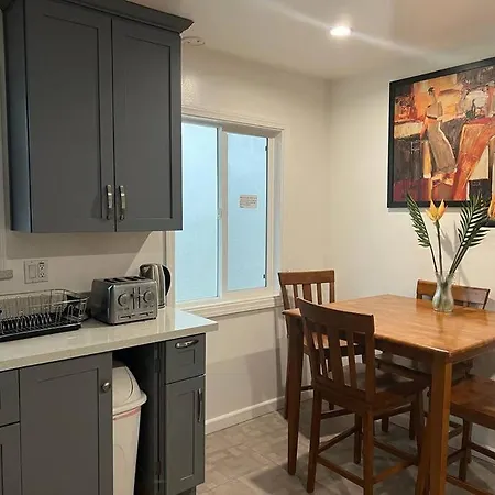 Affordable Private Rooms With Shared Bath Kitchen Near Sfo